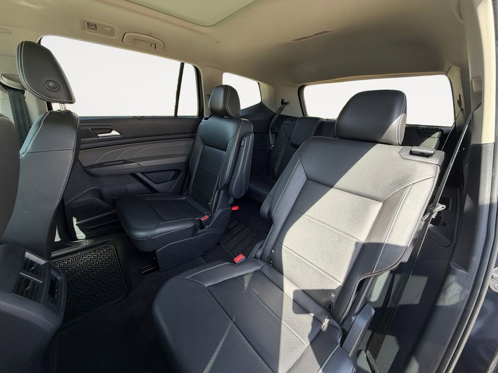 Used 2023 Volkswagen Atlas SEL image 12