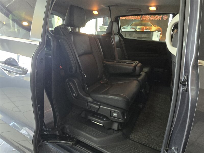 Used 2025 Honda Odyssey EX-L image 15