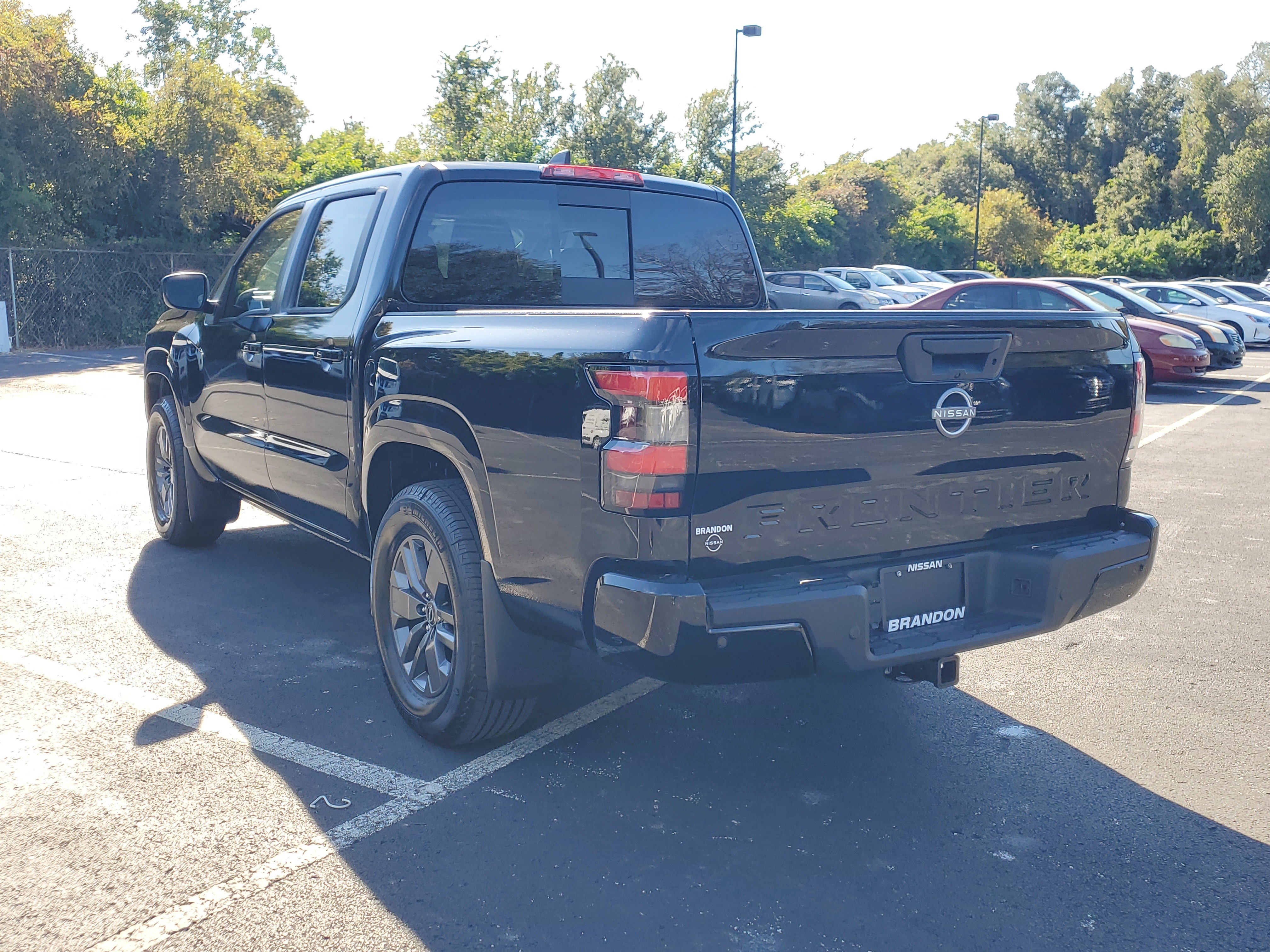 New 2026 Nissan Frontier SV image 5