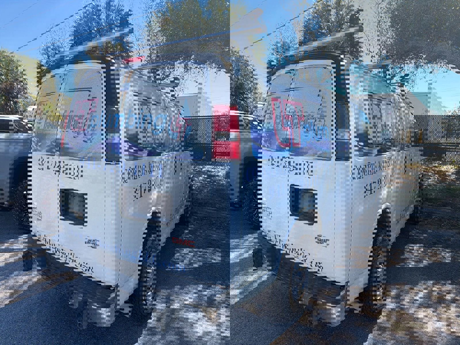 Used 2016 GMC Savana 2500 image 10