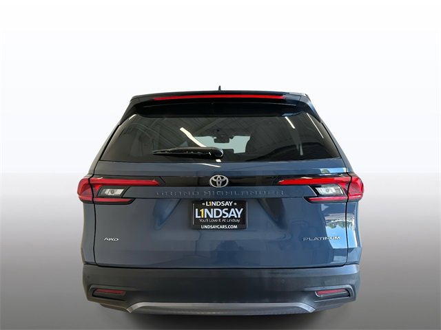 Used 2024 Toyota Grand Highlander AWD image 11