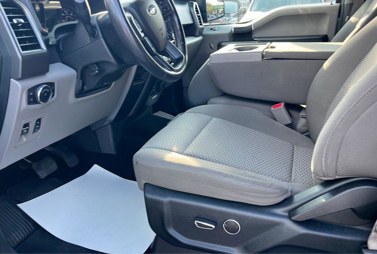 Used 2017 Ford F150 XLT w/ Equipment Group 301A Mid AWD/4WD image 30