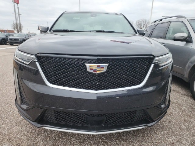 Used 2020 Cadillac XT6 Sport image 2