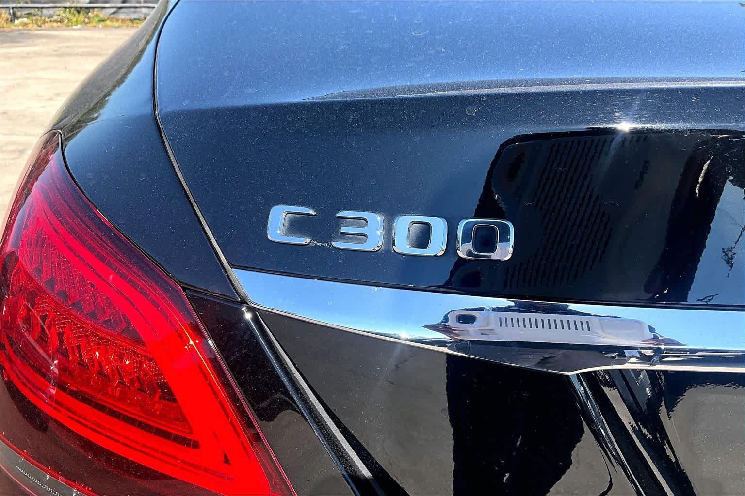 Used 2020 Mercedes-Benz C 300 Sedan image 10