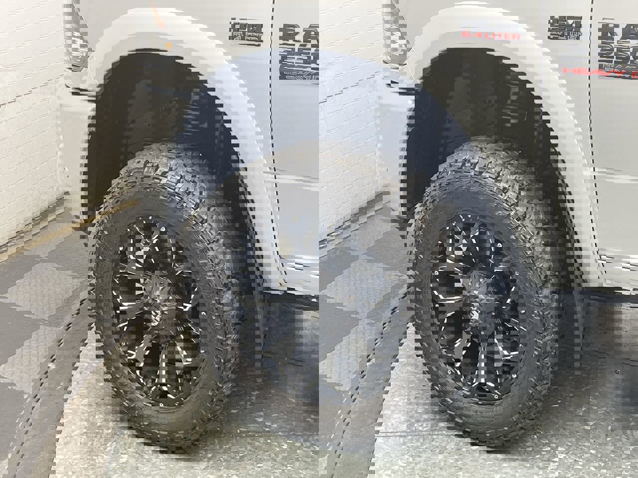 Used 2018 RAM 2500 Big Horn w/ Sport Appearance Group image 34