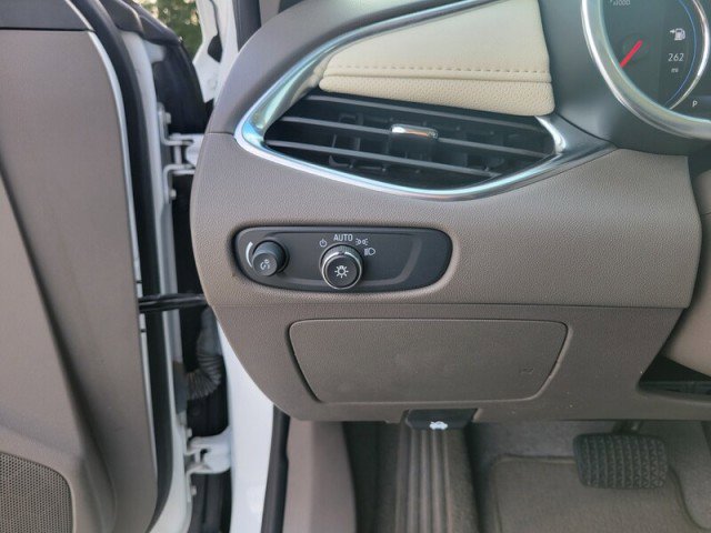 Used 2024 Chevrolet Malibu LT image 19