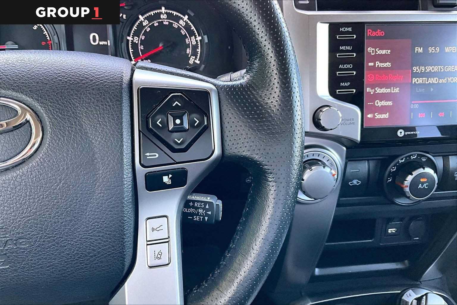 Used 2024 Toyota 4Runner SR5 Premium w/ Moonroof Package AWD/4WD image 25