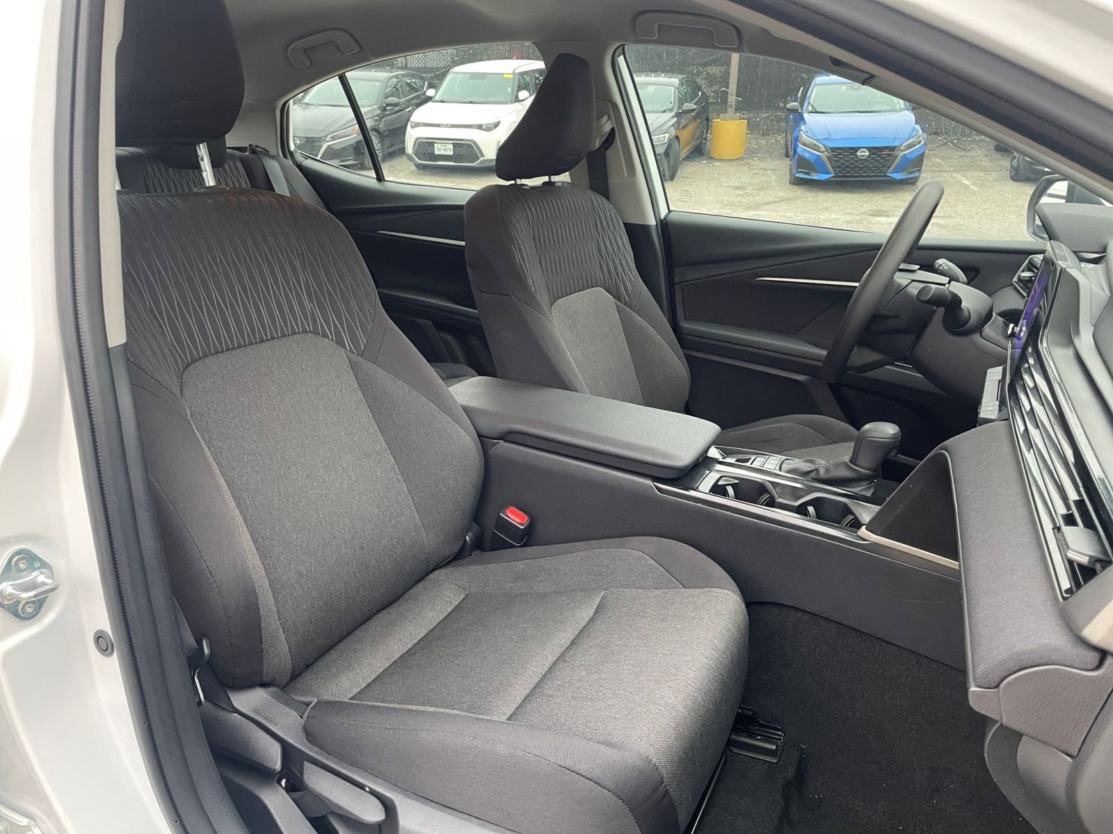 Used 2025 Toyota Camry LE image 35