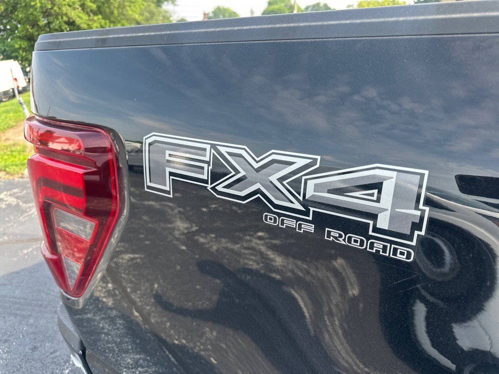New 2025 Ford F150 Platinum w/ Equipment Group 702A High image 9