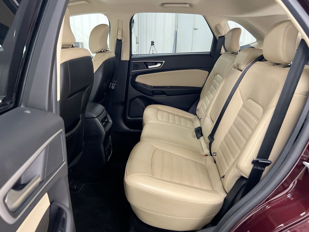 Used 2018 Ford Edge SEL w/ Equipment Group 201A FWD image 23