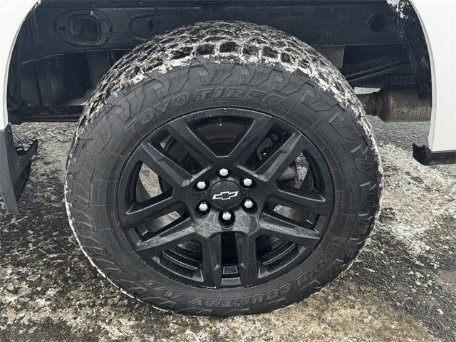 Used 2022 Chevrolet Silverado 1500 LT Trail Boss w/ Convenience Package II image 11