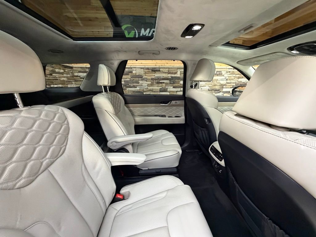 Used 2021 Hyundai Palisade Calligraphy image 31