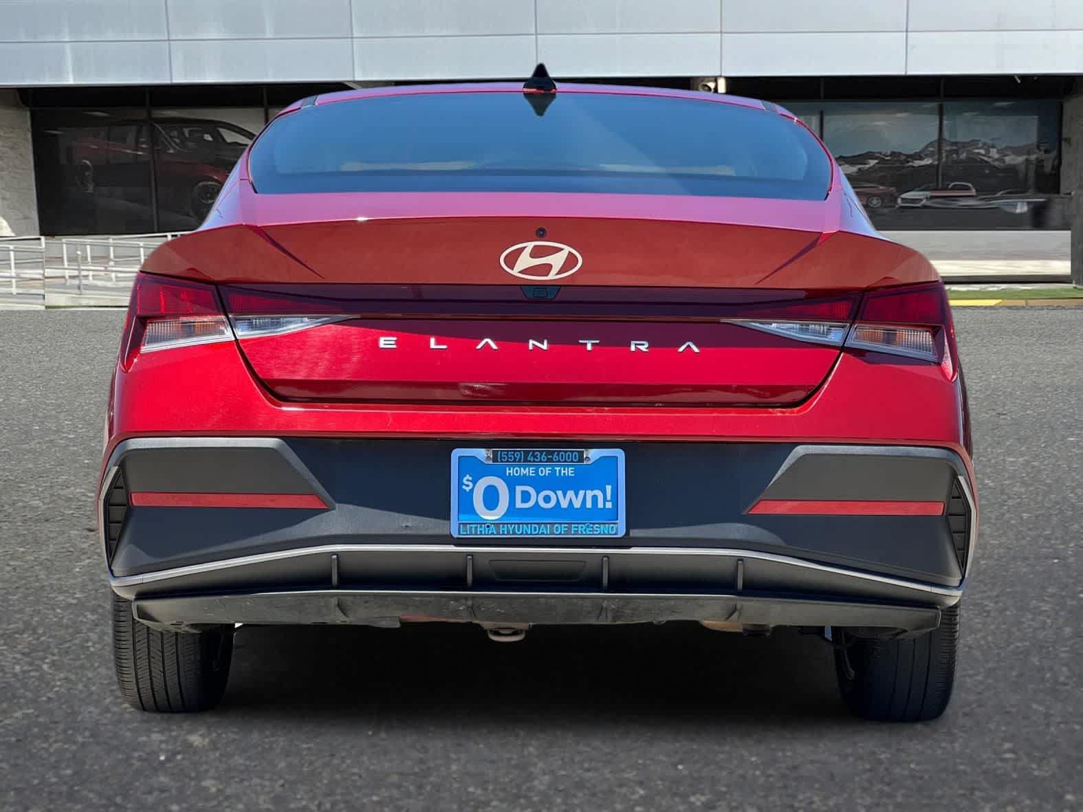 Used 2024 Hyundai Elantra SEL FWD image 8