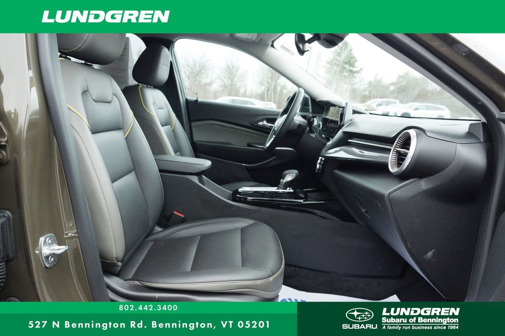 Used 2024 Chevrolet Trax ACTIV w/ Sunroof Package image 9