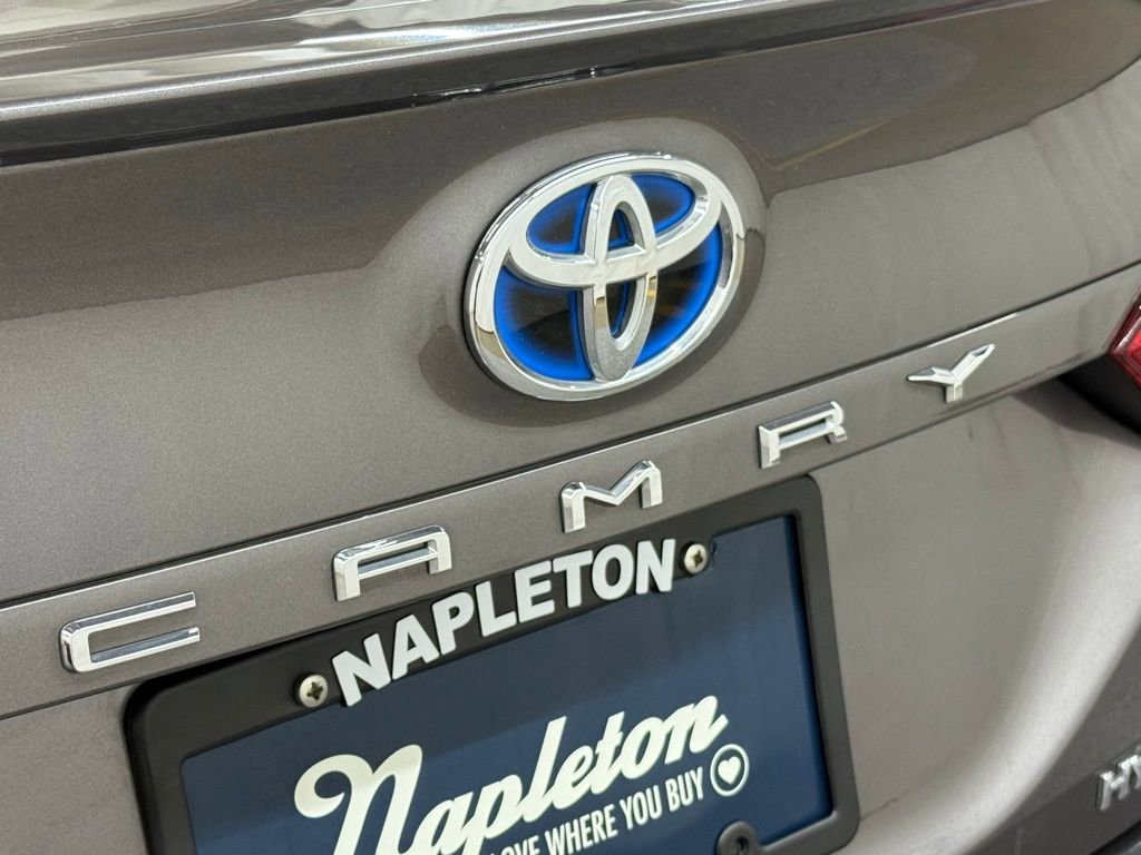 Used 2021 Toyota Camry XSE w/ Cold Weather Package image 23