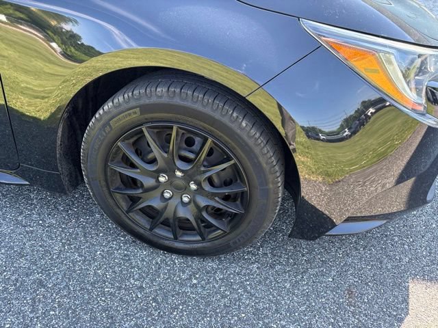 Used 2021 Toyota Corolla LE FWD image 10
