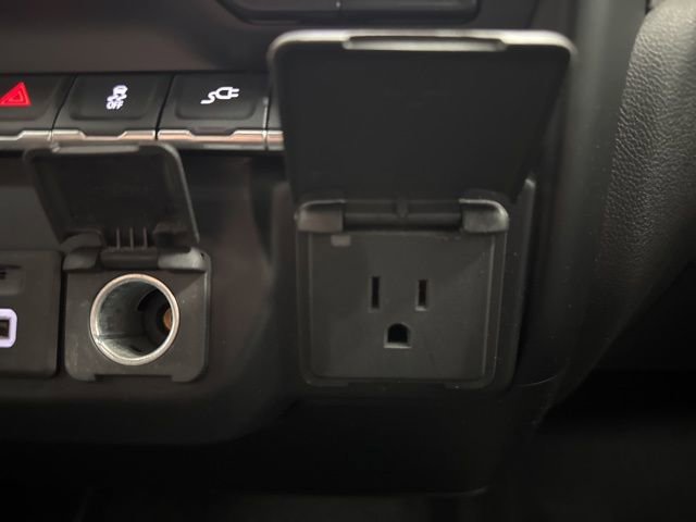 Used 2020 Chevrolet Silverado 1500 LT w/ All-Star Edition AWD/4WD image 22