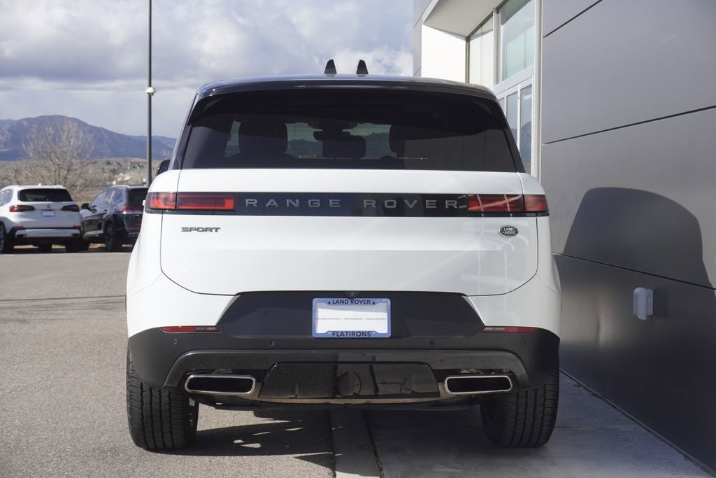 Used 2023 Land Rover Range Rover Sport SE image 6