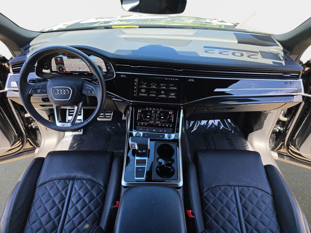 Certified 2022 Audi SQ8 Premium Plus w/ Executive Package AWD/4WD image 9