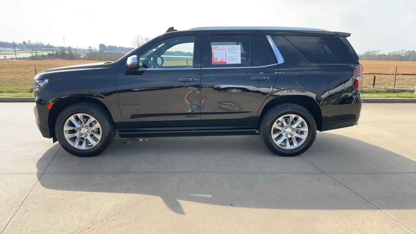 Used 2023 Chevrolet Tahoe Premier image 6