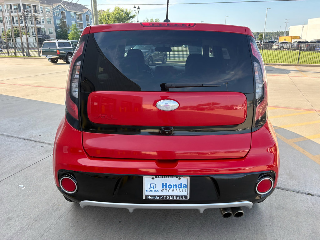 Used 2018 Kia Soul ! FWD image 8