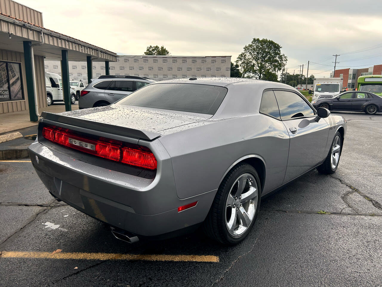 Used 2014 Dodge Challenger R/T image 3