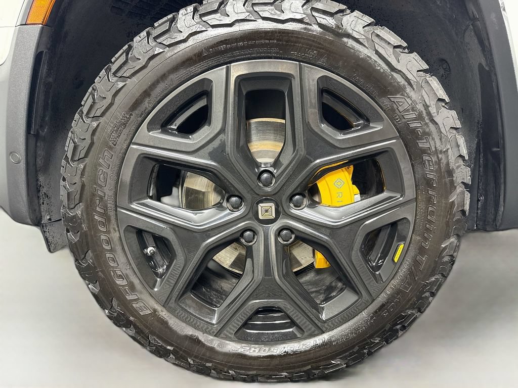 Used 2024 Rivian R1S Adventure Quad AWD/4WD image 42