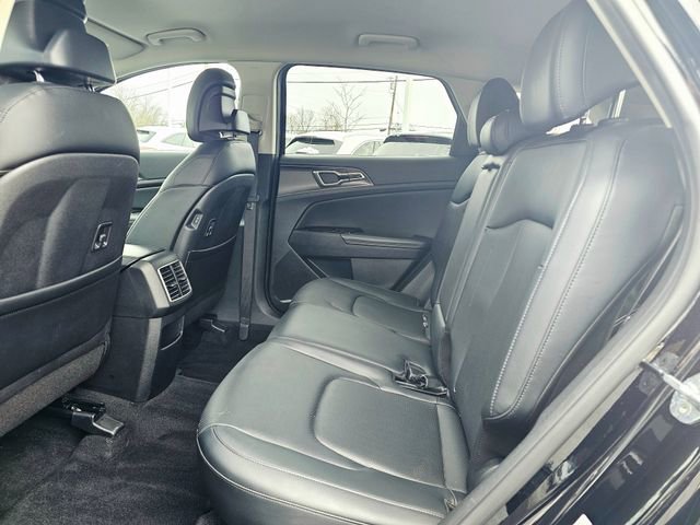 Used 2023 Kia Sportage EX image 23