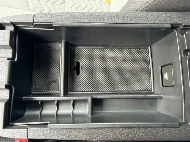 Used 2023 Chevrolet Equinox LT w/ LPO, Floor Liner Package FWD image 32
