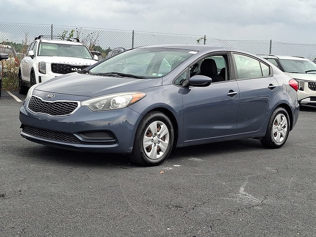 Used 2016 Kia Forte LX FWD image 3
