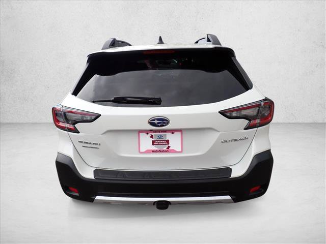 Certified 2024 Subaru Outback Limited AWD/4WD image 3