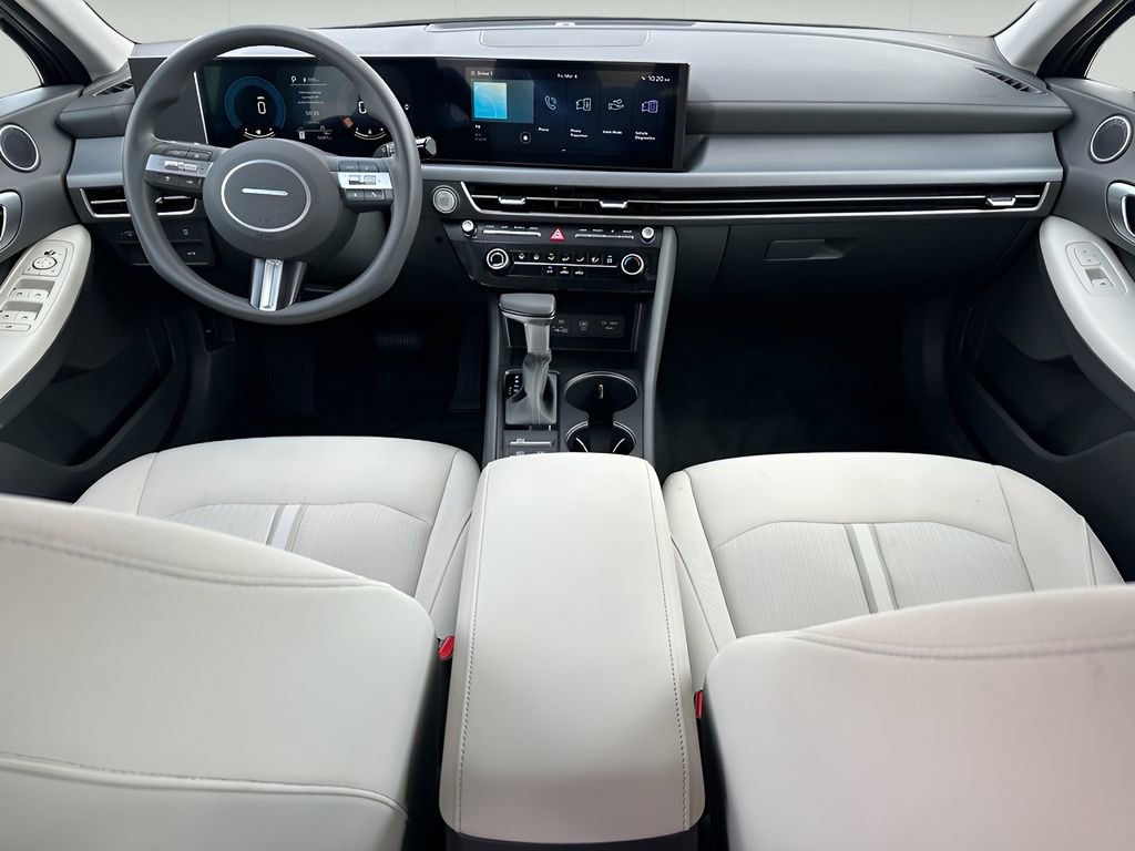 Used 2025 Hyundai Sonata SE image 13