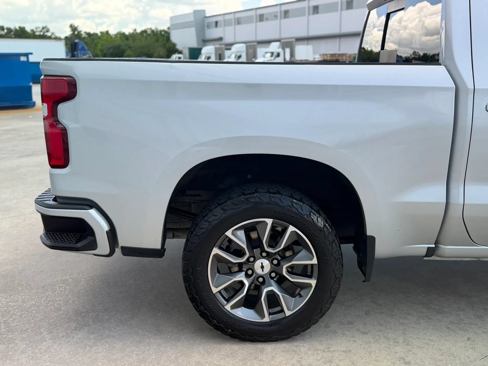 Used 2022 Chevrolet Silverado 1500 RST AWD/4WD image 7