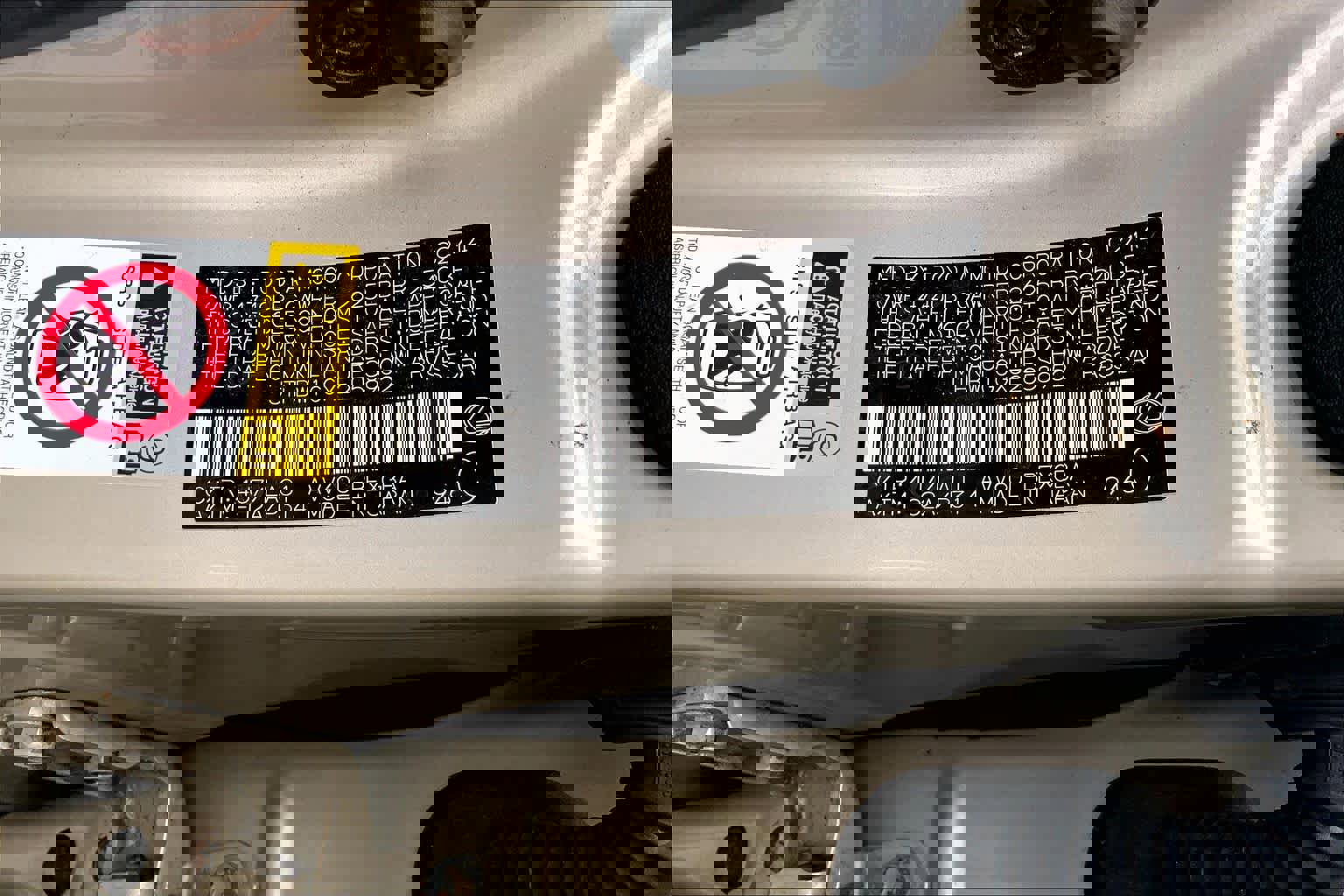 Used 2014 Lexus ES 300h w/ Premium Package w/Bamboo Trim image 37