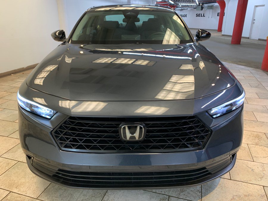 Used 2025 Honda Accord SE image 5
