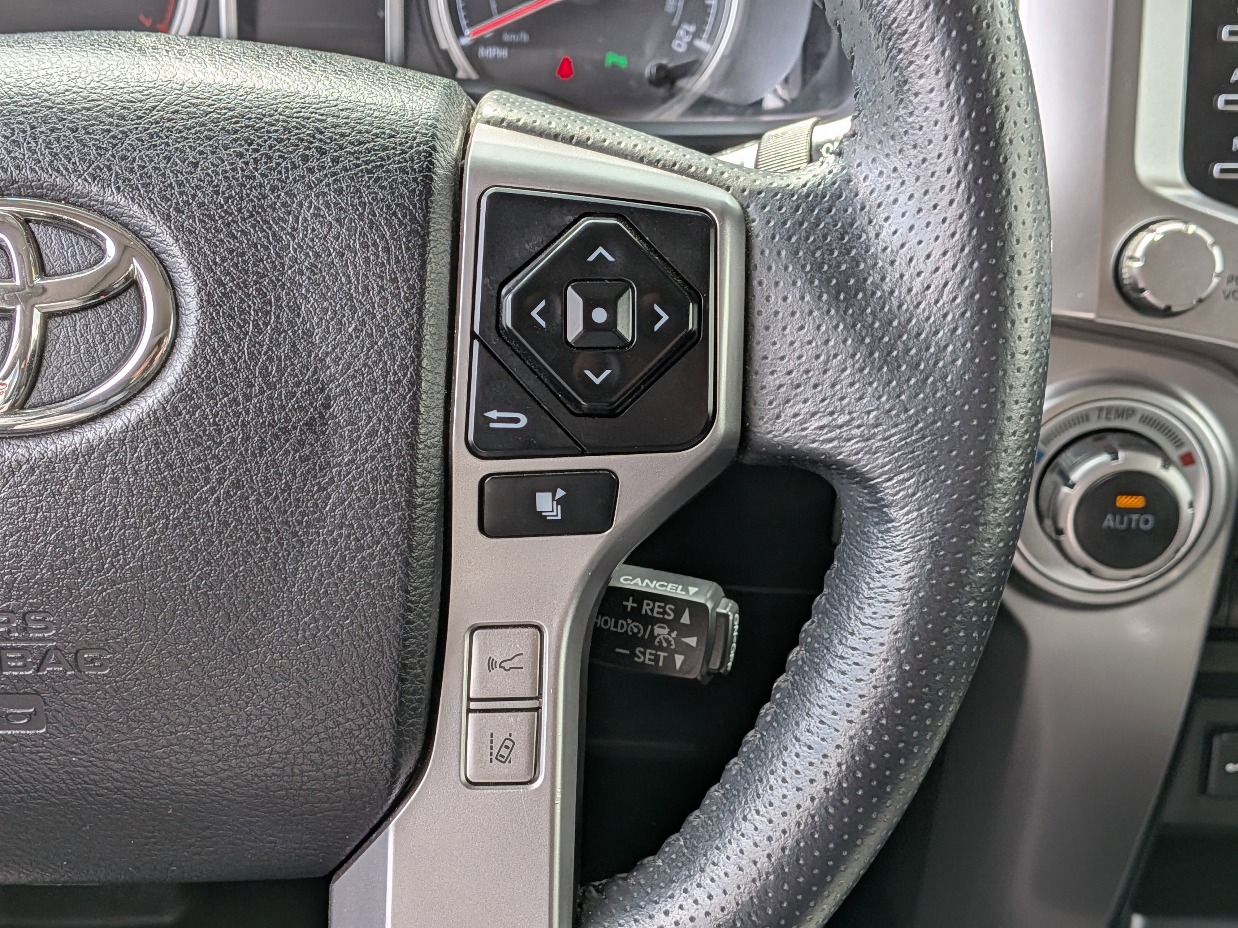 Certified 2021 Toyota 4Runner Limited AWD/4WD image 29