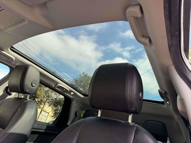 Used 2017 Land Rover Discovery Sport HSE AWD/4WD image 20