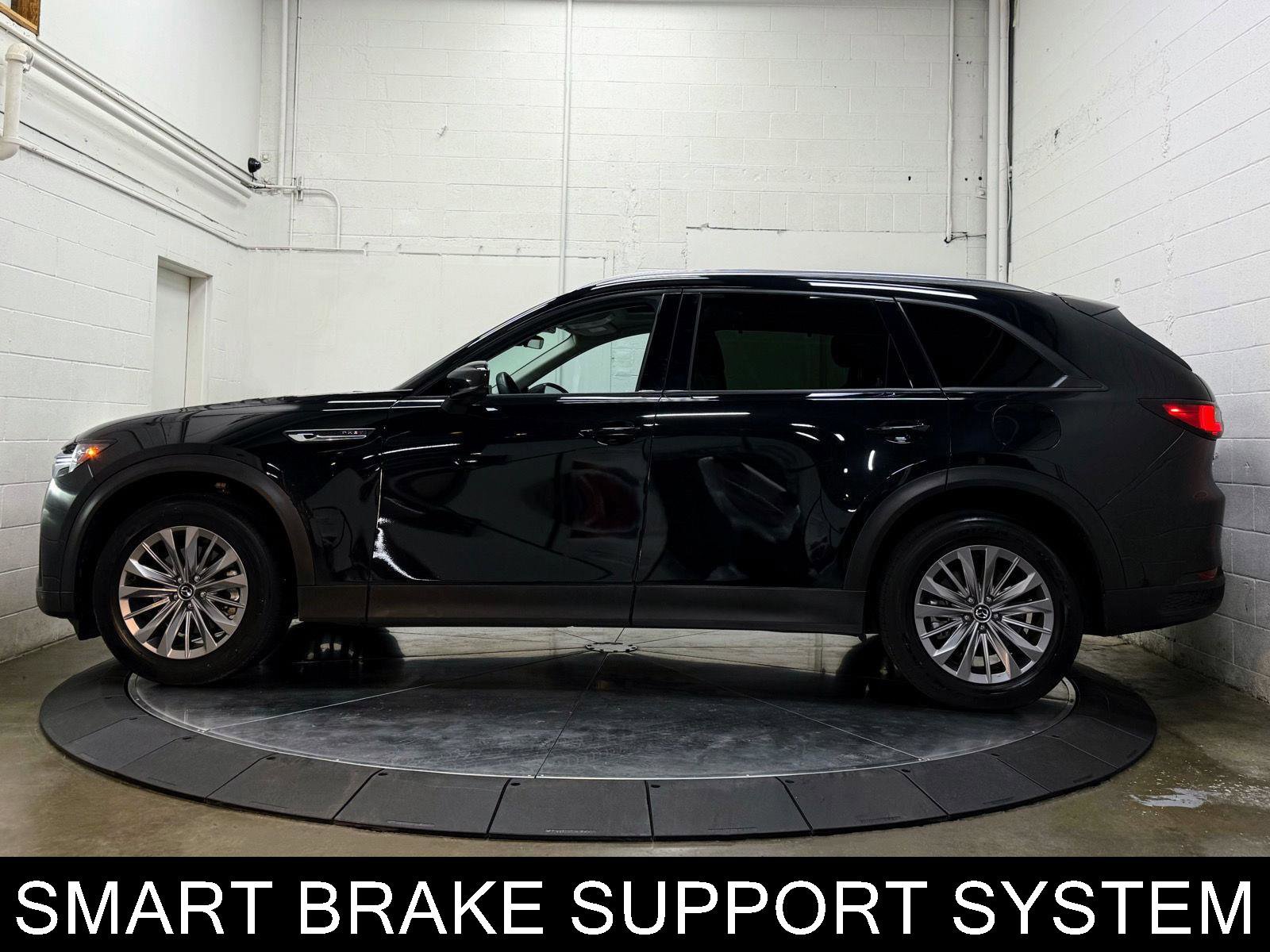 Used 2024 MAZDA CX-90 Plug-In Hybrid w/ Preferred image 5