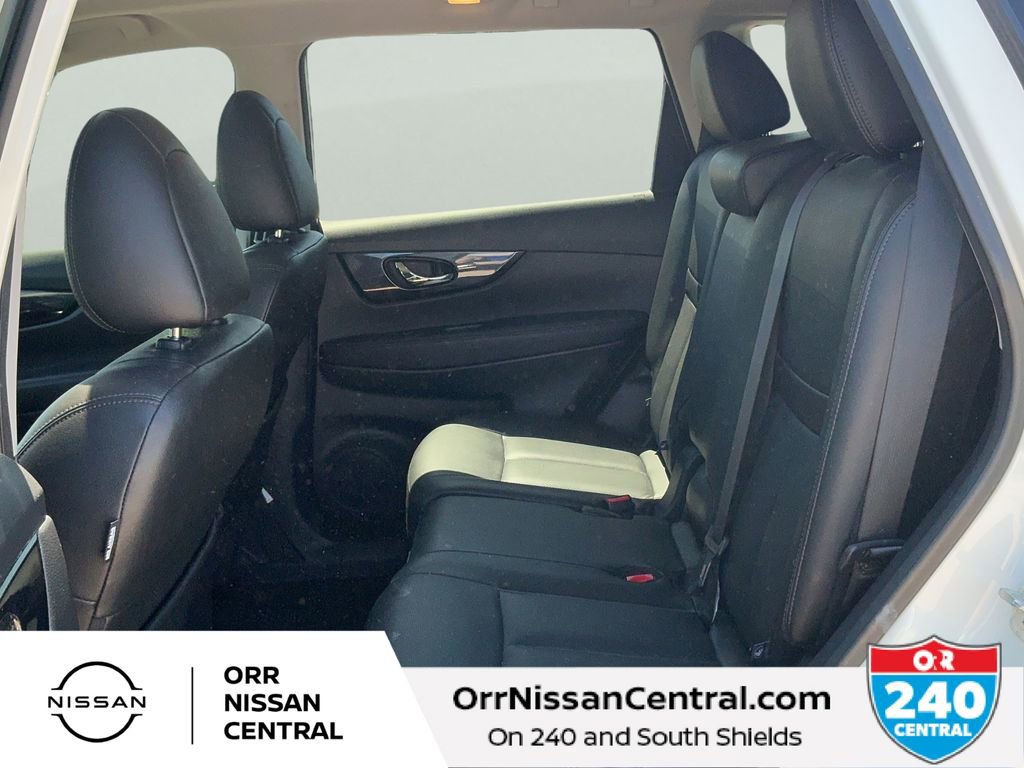 Used 2019 Nissan Rogue SL w/ Premium Package FWD image 13