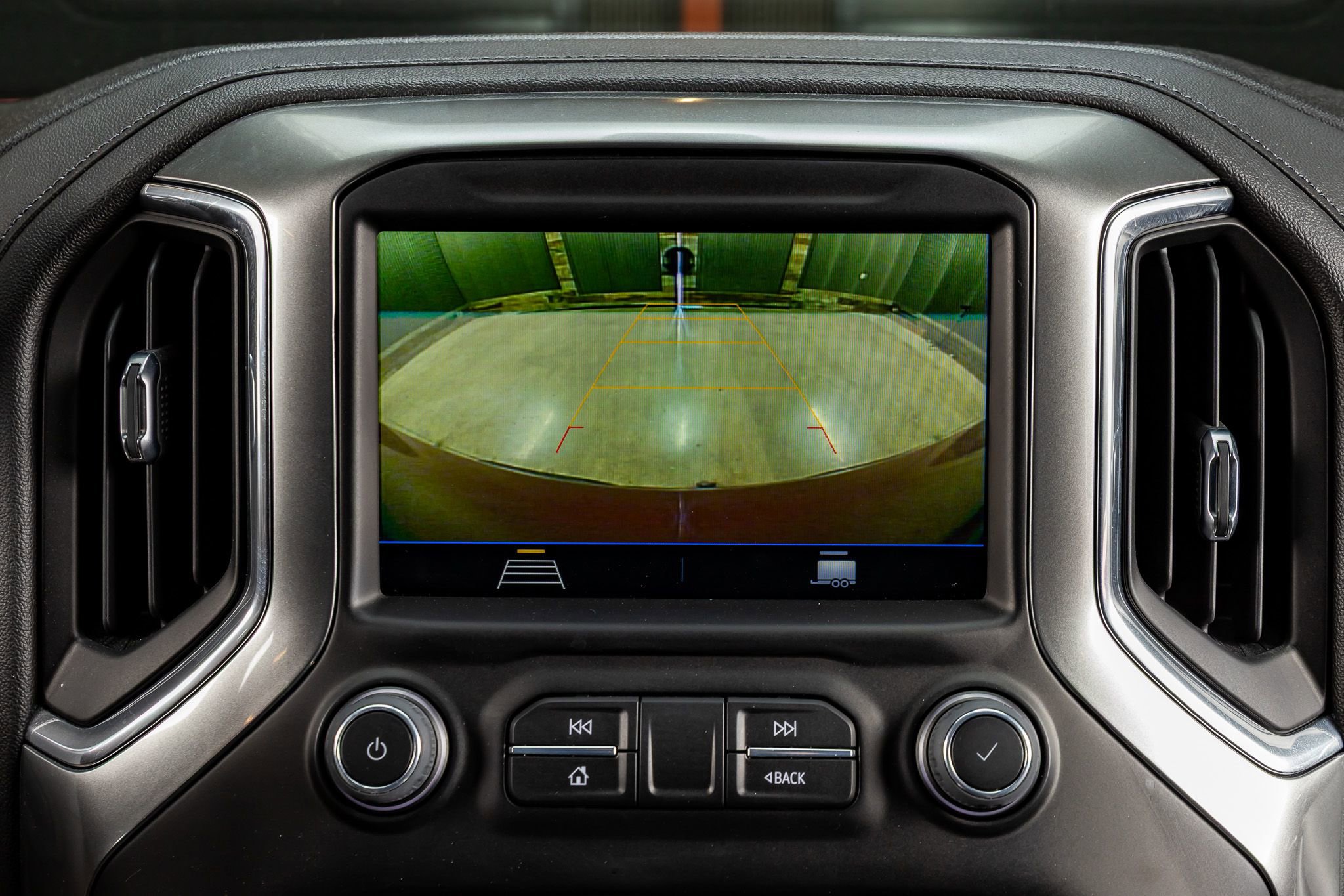 Used 2022 Chevrolet Silverado 1500 LT Trail Boss w/ Safety Package image 26