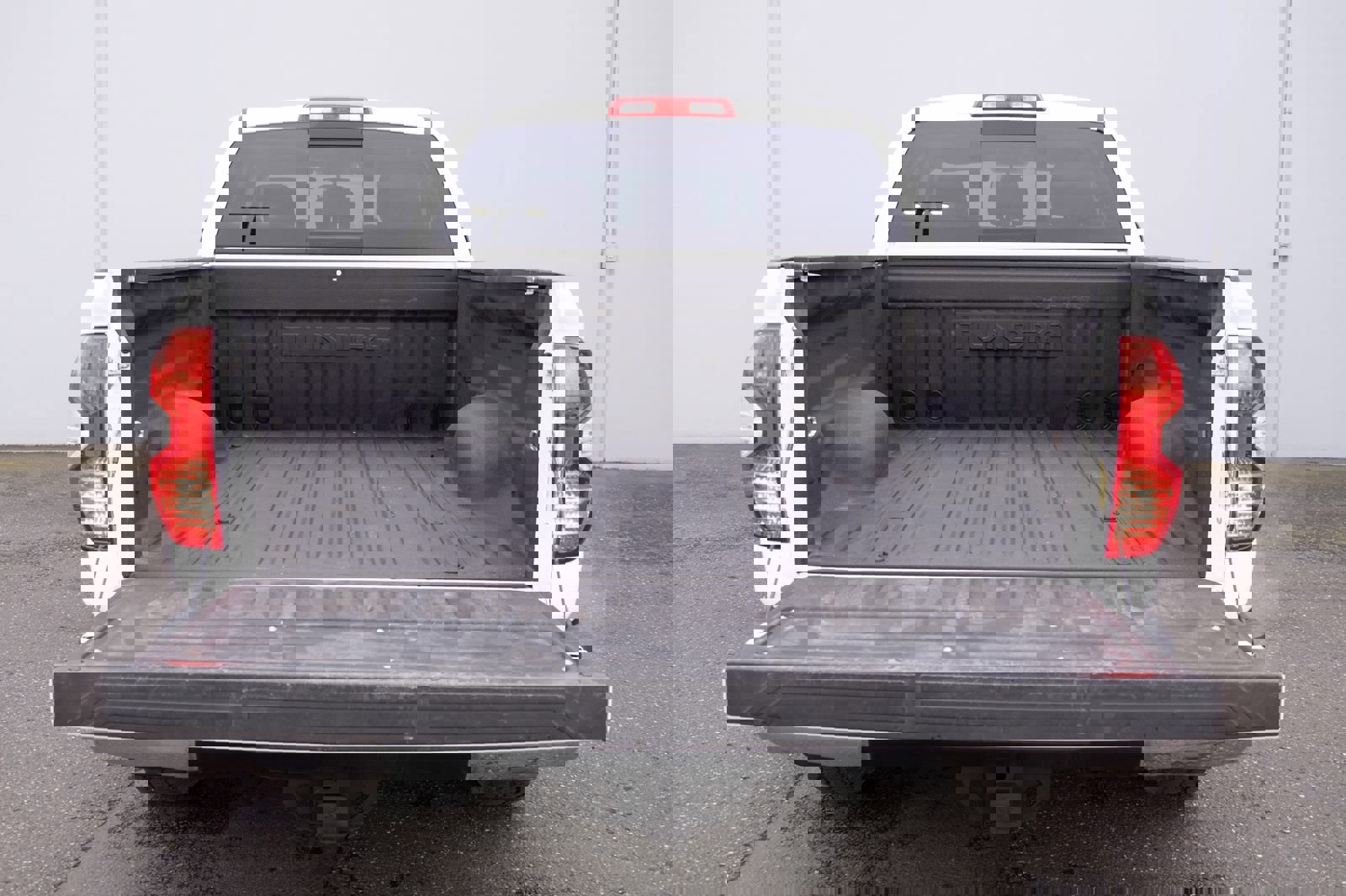 Used 2017 Toyota Tundra SR5 w/ SR5 Upgrade Package image 21