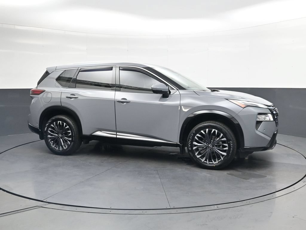 Certified 2024 Nissan Rogue Platinum w/ Platinum Premium Package AWD/4WD image 4