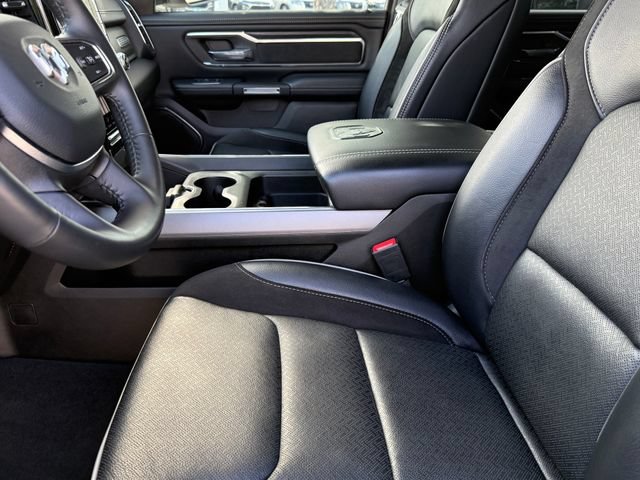 Used 2024 RAM 1500 Laramie AWD/4WD image 10