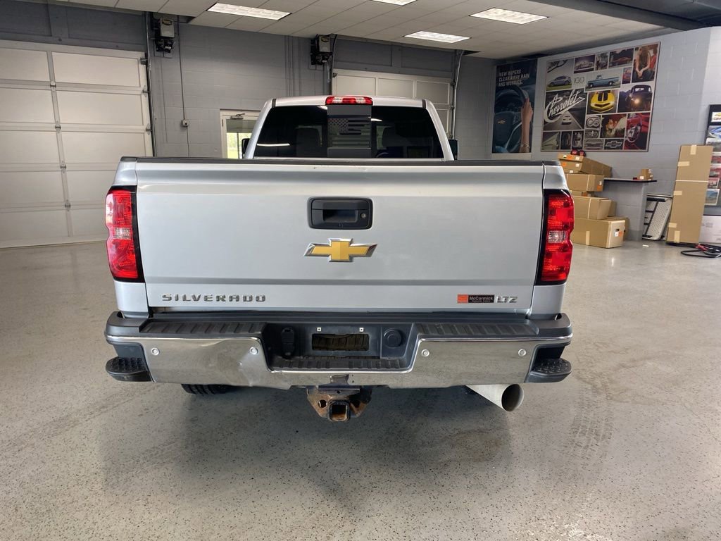 Used 2019 Chevrolet Silverado 3500 LTZ w/ Duramax Plus Package AWD/4WD image 6