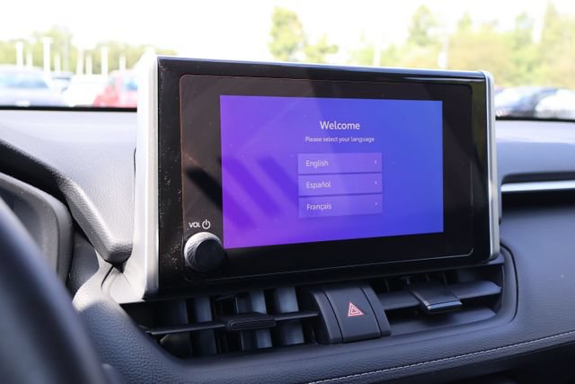 Used 2025 Toyota RAV4 XLE w/ Convenience Package AWD/4WD image 17