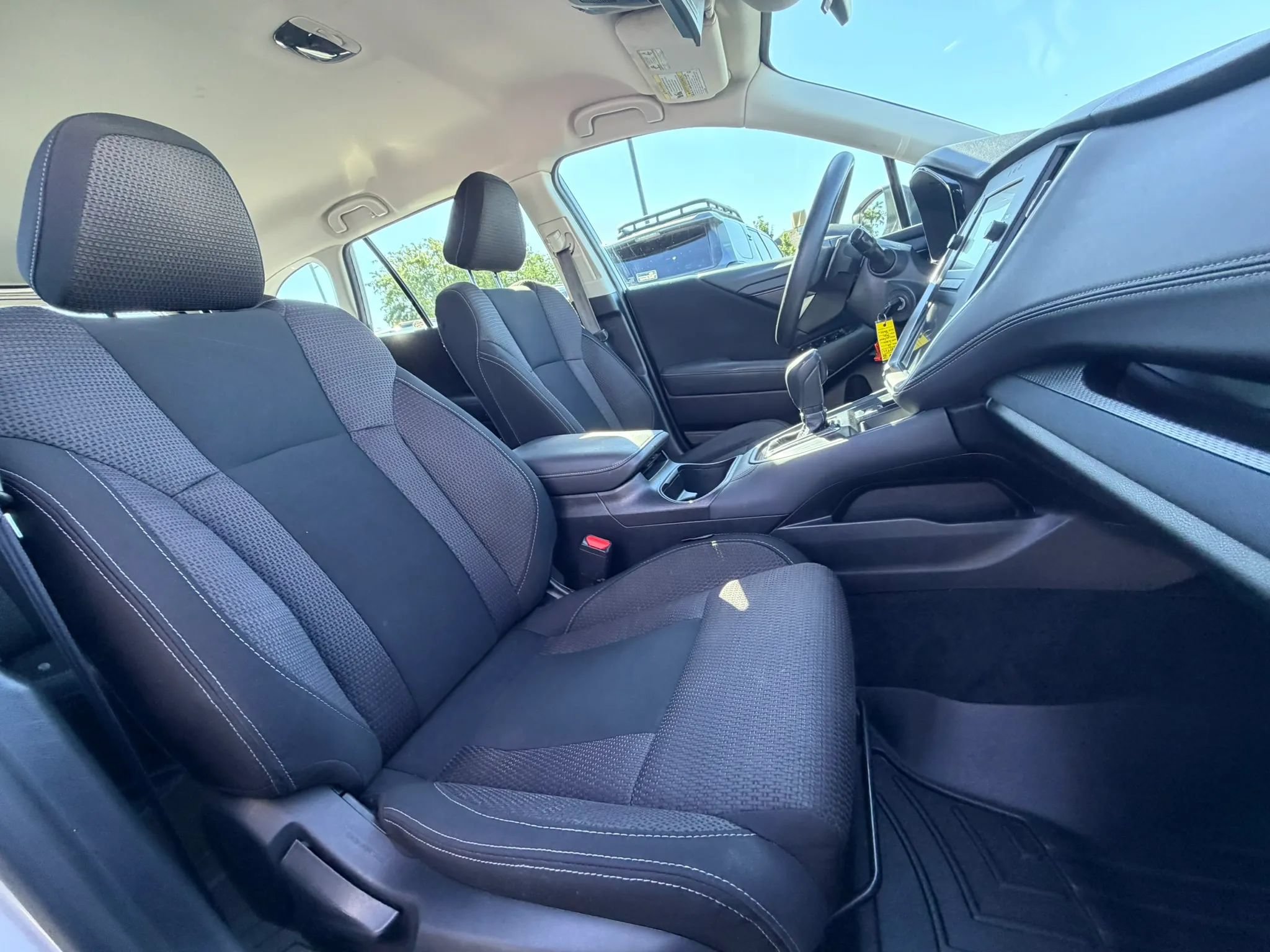 Used 2020 Subaru Outback AWD/4WD image 23