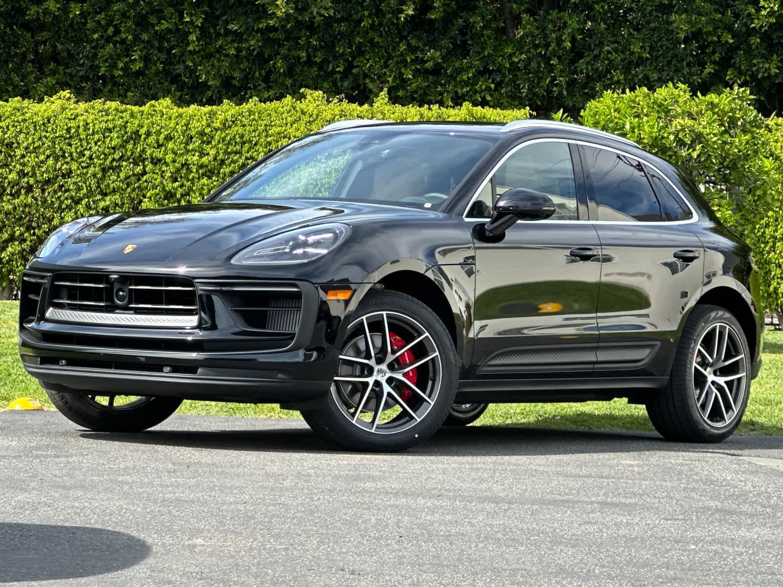 New 2026 Porsche Macan S AWD/4WD image 1