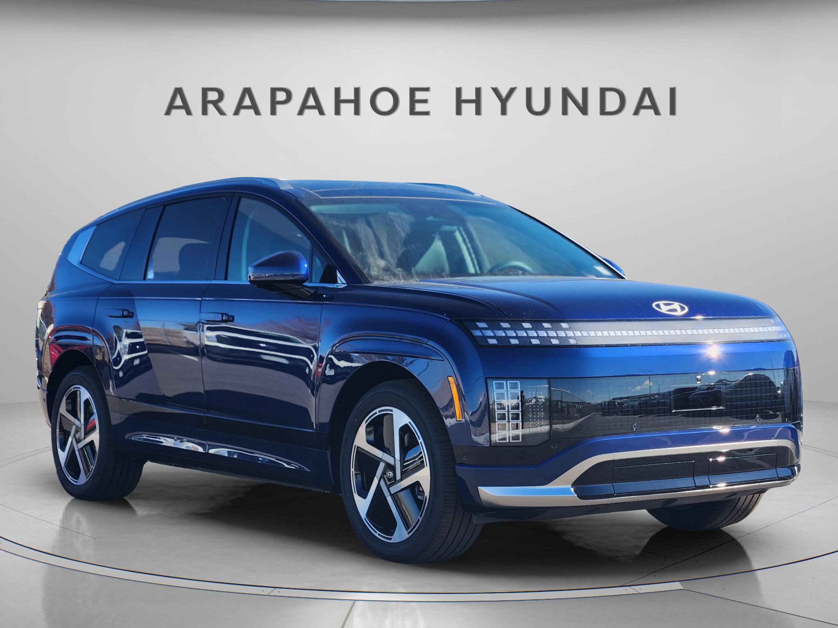 New 2026 Hyundai Ioniq 9 Calligraphy w/ Tow & Go Package AWD/4WD image 7