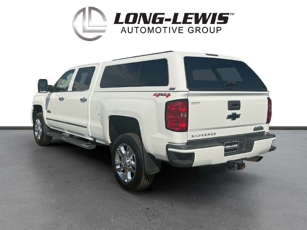 Used 2016 Chevrolet Silverado 2500 High Country w/ High Country Premium Package AWD/4WD image 4