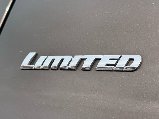 Used 2019 Toyota Tundra Limited w/ Limited Premium Package image 12